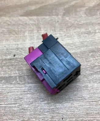 Audi A6 S6 C5 4B Plug wire 4B0937527