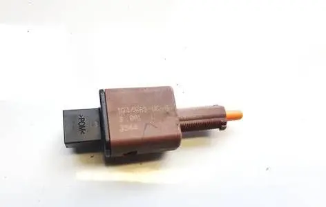 Tesla Model Y Brake pedal sensor switch 104468100b 1044681-00-b