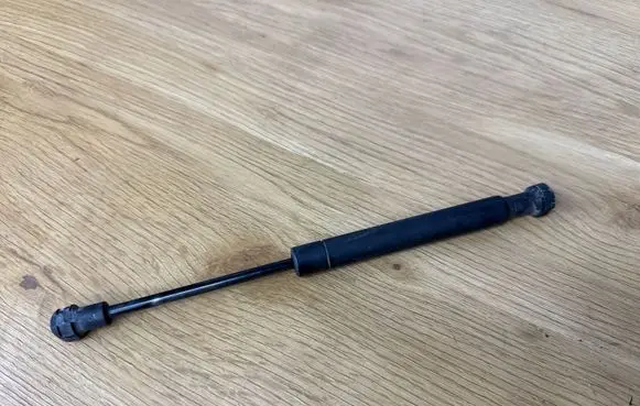 Volvo XC70 Front bonnet/hood damper/strut 9154605