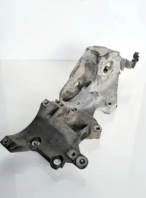 Generator/alternator bracket