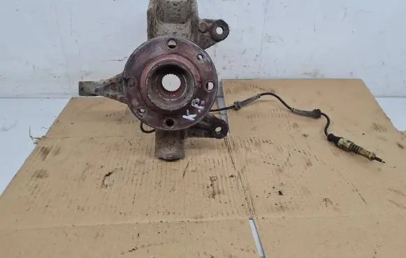 Renault Scenic II - Grand scenic II Front wheel hub spindle knuckle
