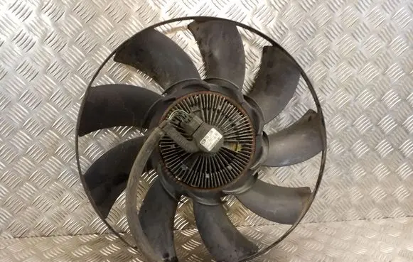 Land Rover Discovery 3 - LR3 Viscous fan clutch PGG500030 121740001 6600839