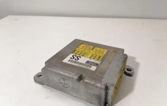 Lexus RX 450H Airbag control unit/module 8917048380