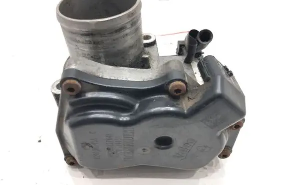 Renault Laguna III Engine shut-off valve 8200987453C