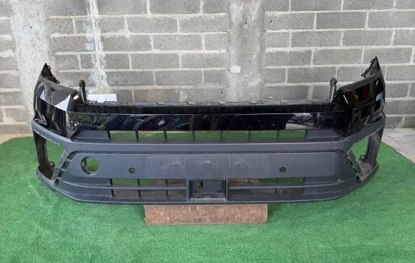 Volkswagen Crafter Front bumper