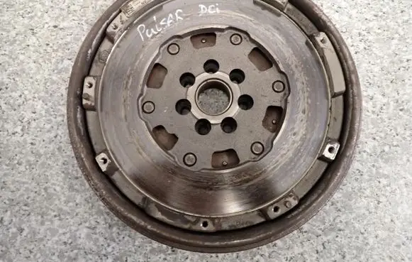 Nissan Pulsar Dual mass flywheel 0580203161