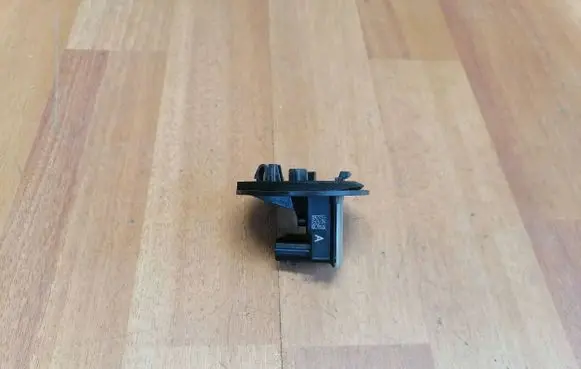 Renault Espace V (RFC) Airbag deployment crash/impact sensor 988302341R 657D4831