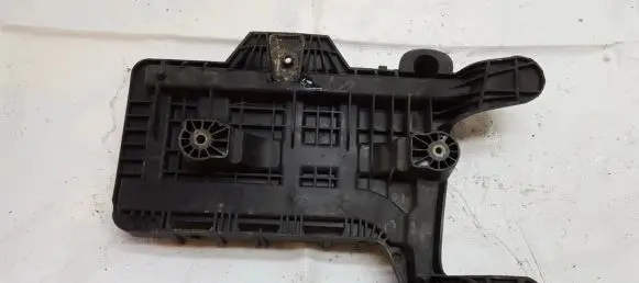 Volkswagen Touran I Battery box tray 1K0915333B