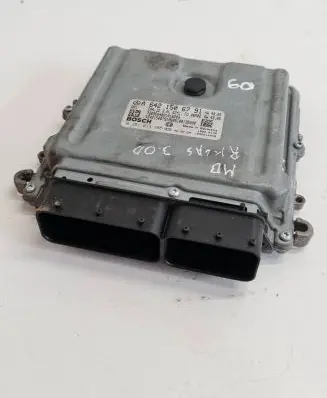 Mercedes-Benz R W251 Engine control unit/module A6421506791 1039S14048 0281013385