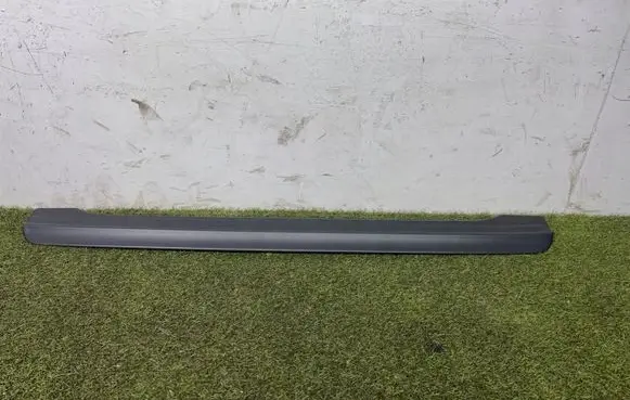 Nissan Juke II F16 Front bumper splitter molding LM413