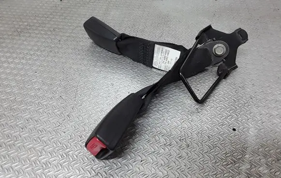 Mazda CX-7 Middle seatbelt buckle (rear) TKAB0H852