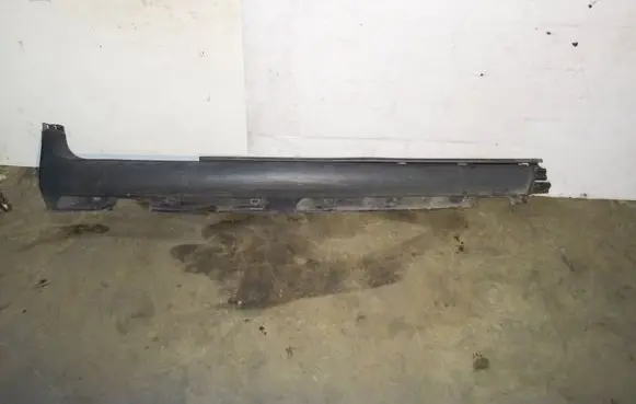 Volvo C30 Sill 31213351