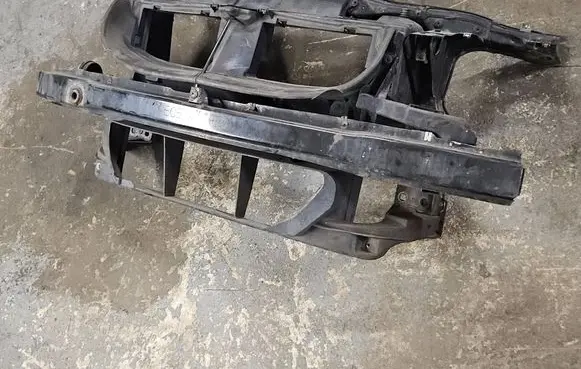 BMW 3 E90 E91 Radiator support slam panel 51647173564