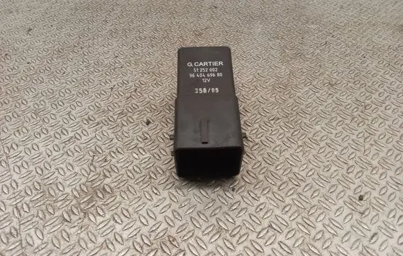 Citroen C5 Glow plug pre-heat relay 9640469680 51252002