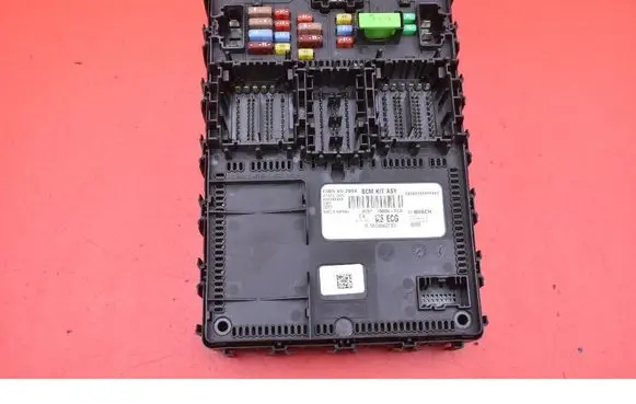 Ford Fiesta Fuse box set JU5T15604ECG