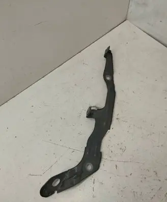 Audi A7 S7 4K8 Fender mounting bracket 4K8821168 09417