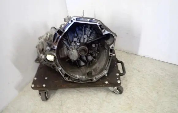 Nissan Qashqai Manual 5 speed gearbox