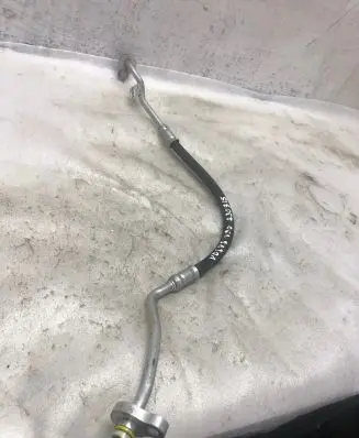 Volvo S90, V90 Air conditioning (A/C) pipe/hose 32226282