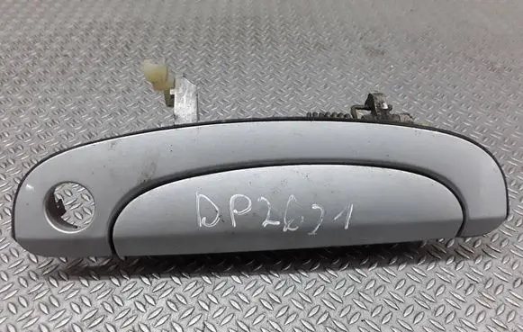Hyundai Getz Front door exterior handle