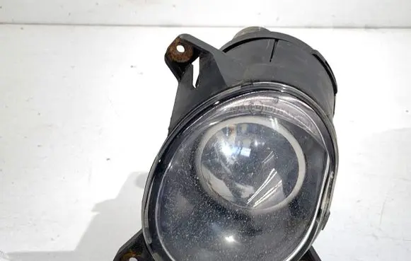 Volkswagen PASSAT B5.5 Front fog light 3B7941699A