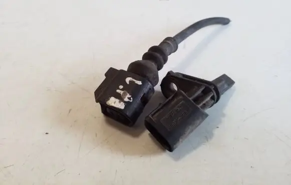 Volkswagen PASSAT B6 ABS brake wheel speed sensor 7H0927803