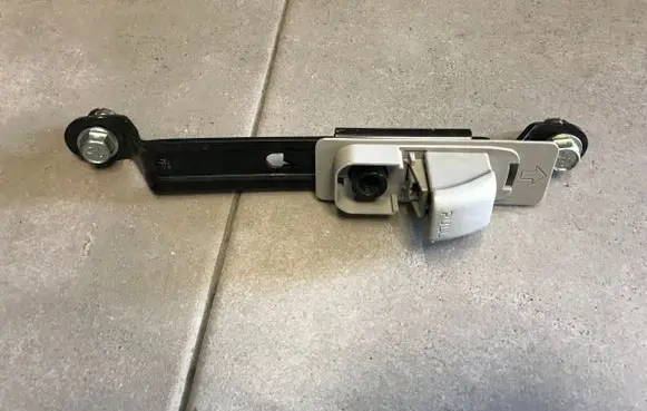 Suzuki SX4 S-Cross Seat belt trim BHC580057J
