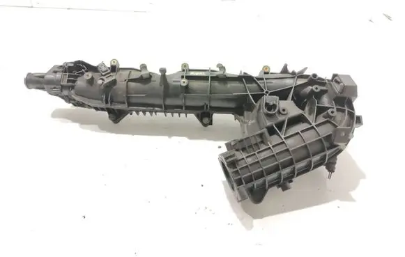 BMW 5 GT F07 Intake manifold 7811299 780008808 0280751005
