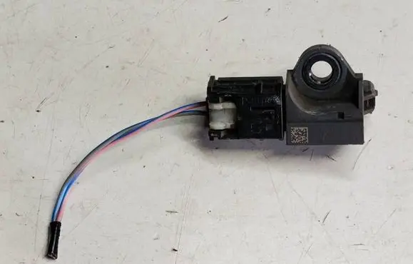 Mazda CX-5 Airbag deployment crash/impact sensor G46C57K1XAU4 G46C57K1XA