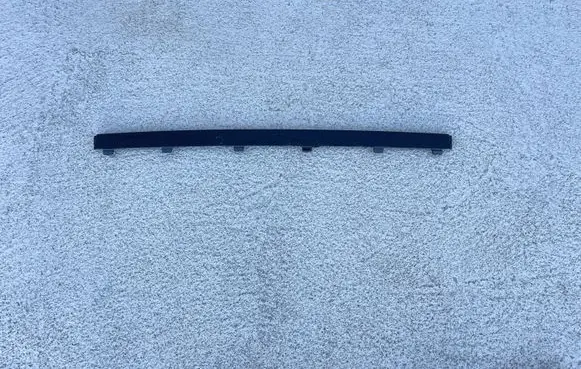 Volvo XC90 Front bumper splitter molding 31383799