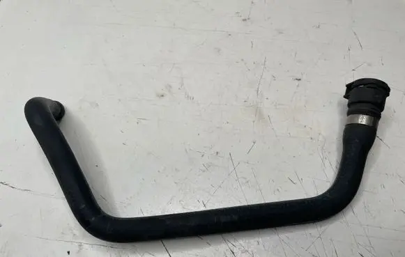 BMW 3 E92 E93 Engine coolant pipe/hose 7576083