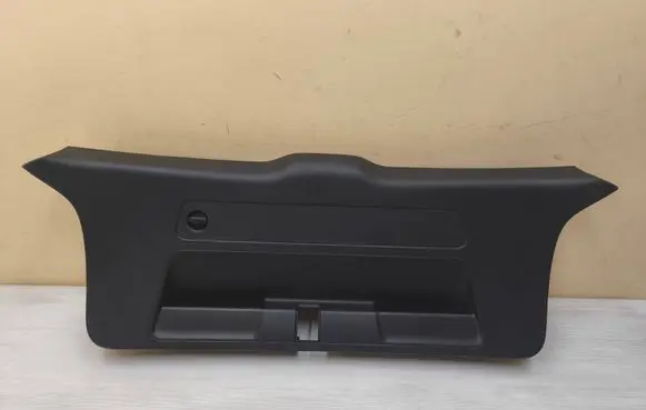 Audi Q2 - Tailgate/boot lid cover trim 81A867979K