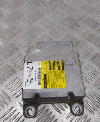 Toyota Corolla E120 E130 Airbag control unit/module 211082104