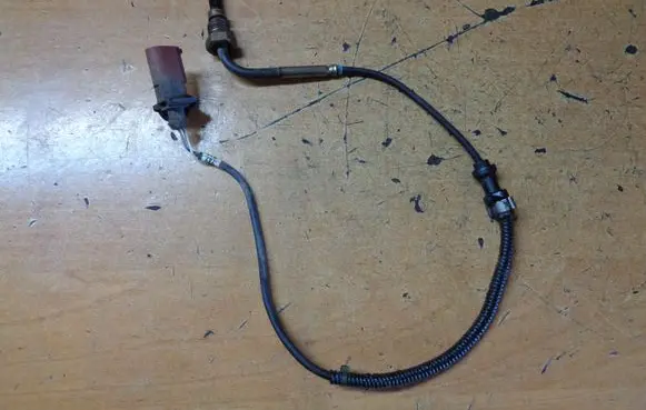 Skoda Rapid (NH) Exhaust gas temperature sensor 03L906088GR