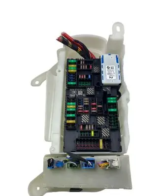 BMW 5 G30 G31 G38 Fuse module 8713126