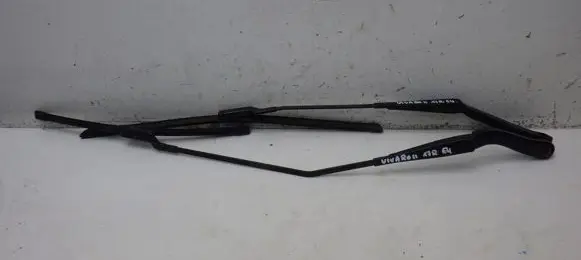 Opel Vivaro Front wiper blade arm 288864419R