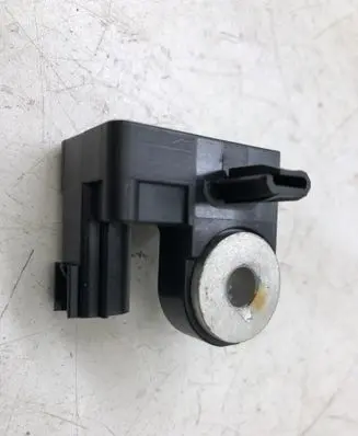 Mazda CX-7 Airbag deployment crash/impact sensor GP9A57KCO 641E585D