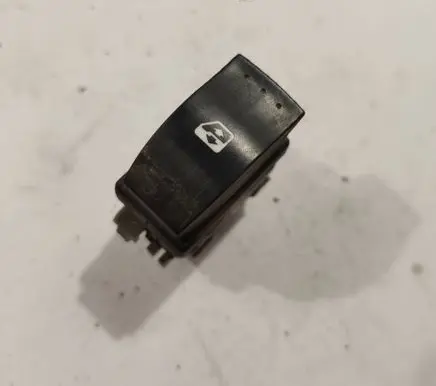 Renault Scenic II - Grand scenic II Electric window control switch 315027A