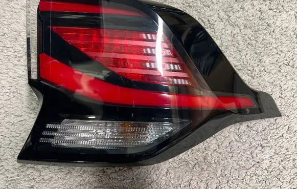 KIA Sportage Rear/tail lights R292462010 R292463010 H200RR02
