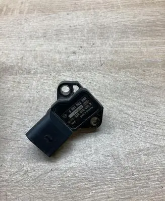 Volkswagen PASSAT B6 Air pressure sensor 038906051B