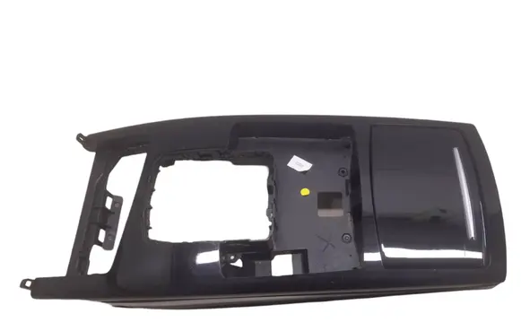 Audi A6 S6 C6 4F Center console 4F1862533C
