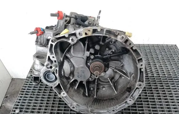 Renault Megane II Manual 6 speed gearbox ND0008