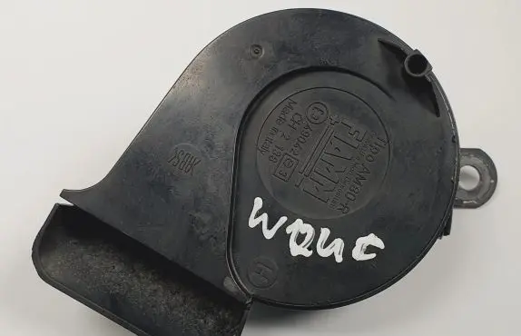 Mercedes-Benz E W124 Horn signal 0045423420