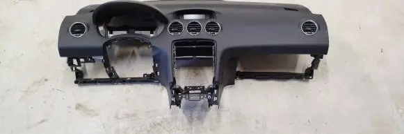 Peugeot 308 SW Dashboard 9681466680 38241m