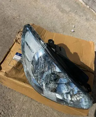 Hyundai Getz Headlight/headlamp 921020B510
