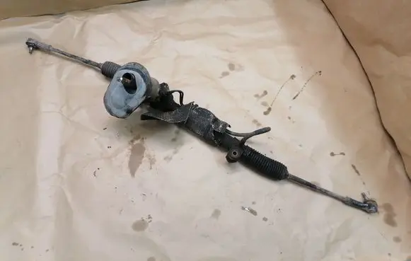 Ford Focus Steering rack 98AG3A500AM