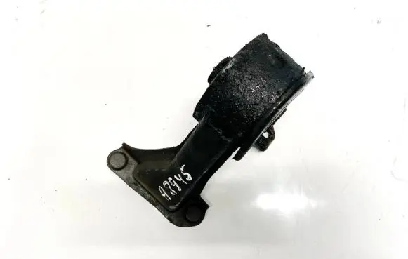 Toyota Avensis T250 Engine mount bracket