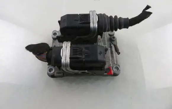 Opel Corsa C Engine control unit/module 0261206072