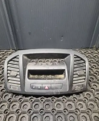 Dash center air vent grill
