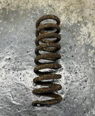 Mercedes-Benz E W210 Rear coil spring