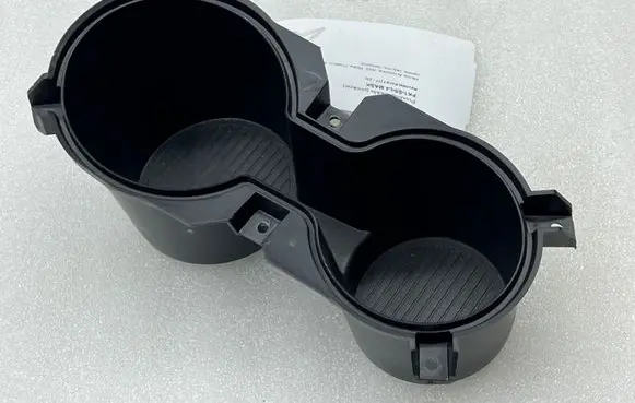 Hyundai Kona I Cup holder front 84670K4501
